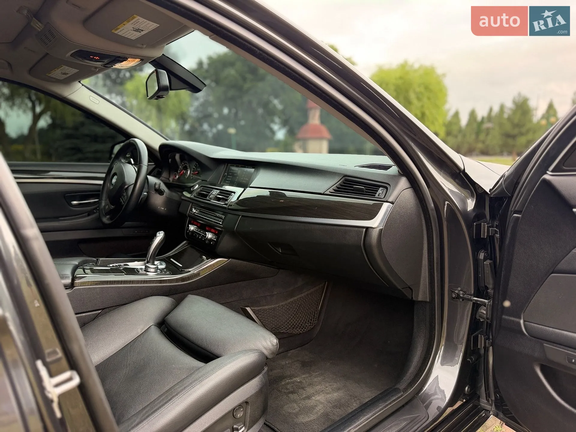 2010 BMW 5er - мініатюра 15