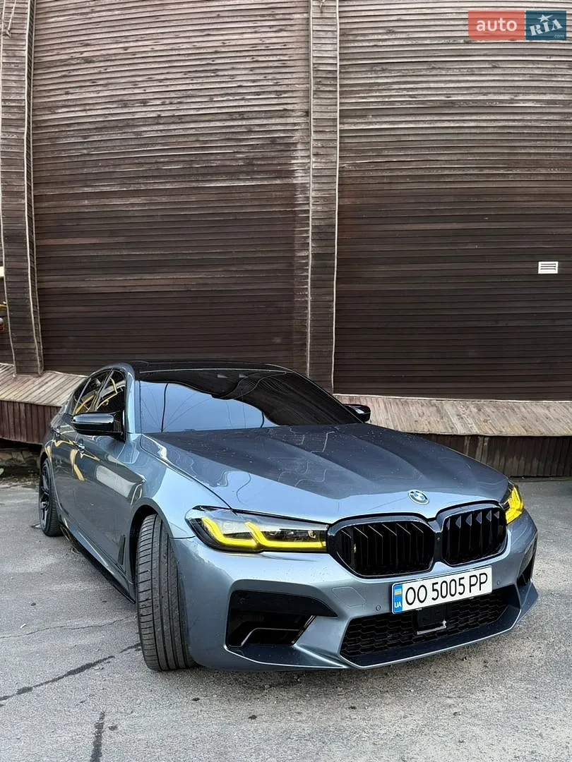 2017 BMW 5er - фото 1