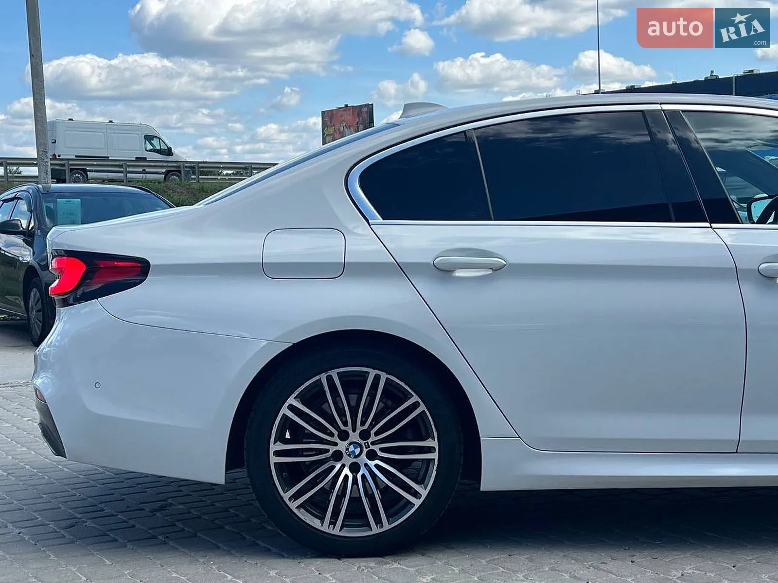 2020 BMW 5er - мініатюра 11