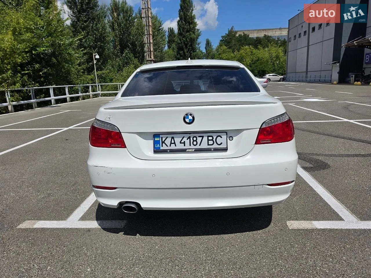 2010 BMW 5er - мініатюра 19