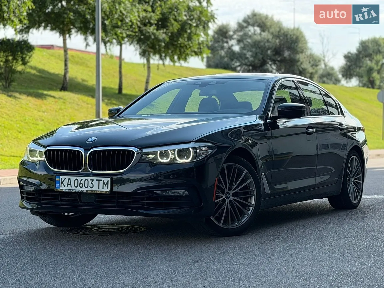 2016 BMW 5er - мініатюра 18