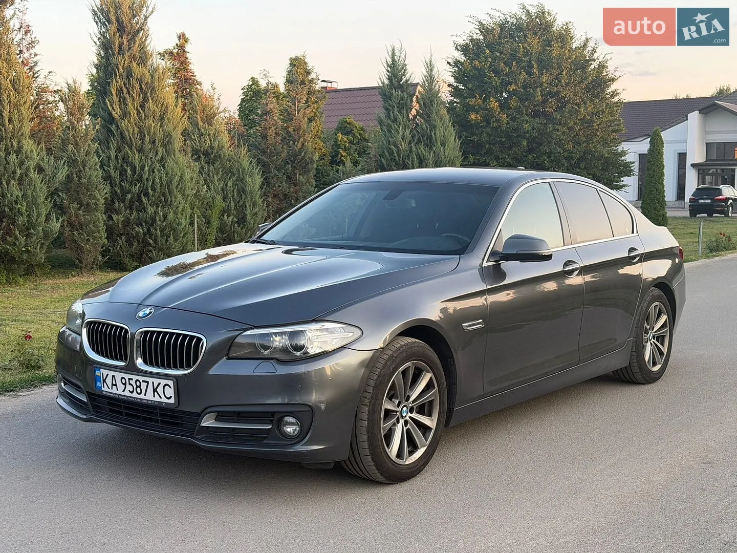2015 BMW 5er - фото 1