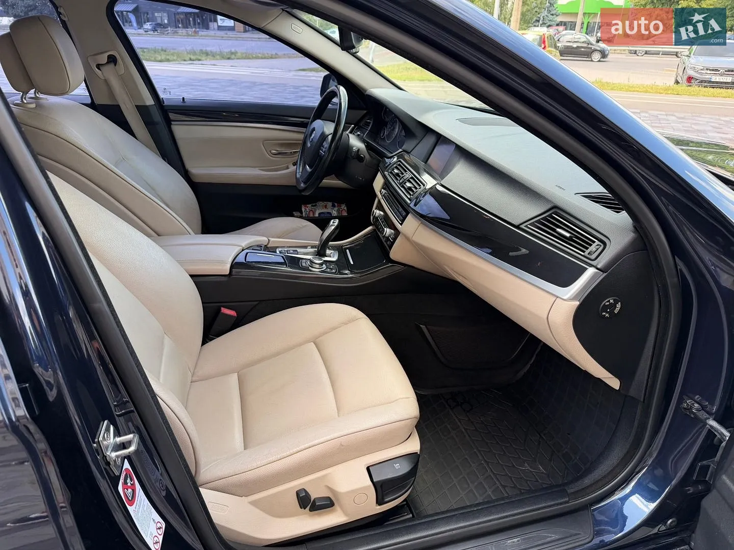 2012 BMW 5er - мініатюра 23