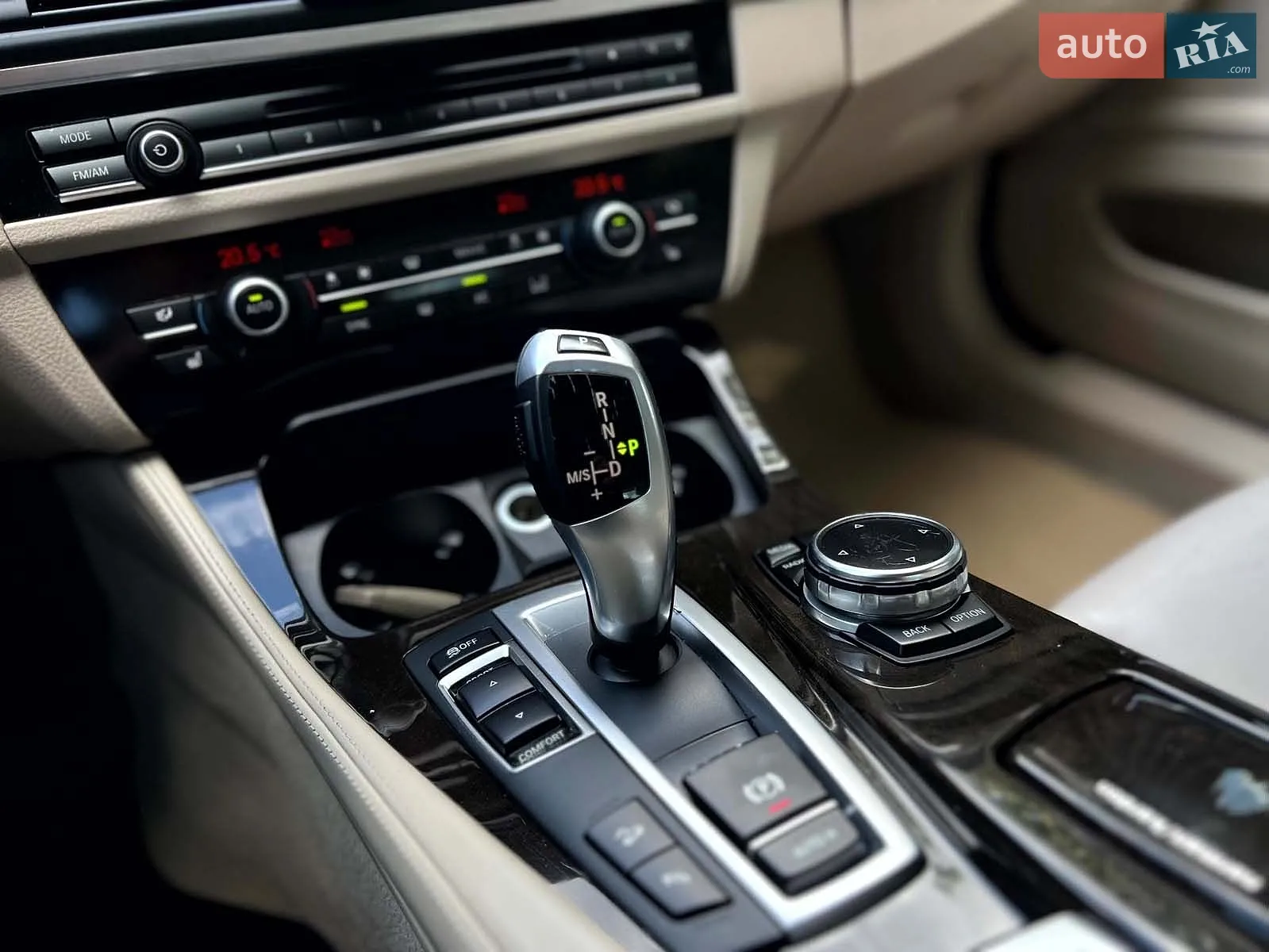 2013 BMW 5er - мініатюра 17