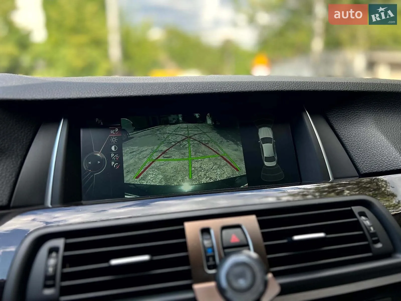 2013 BMW 5er - мініатюра 19