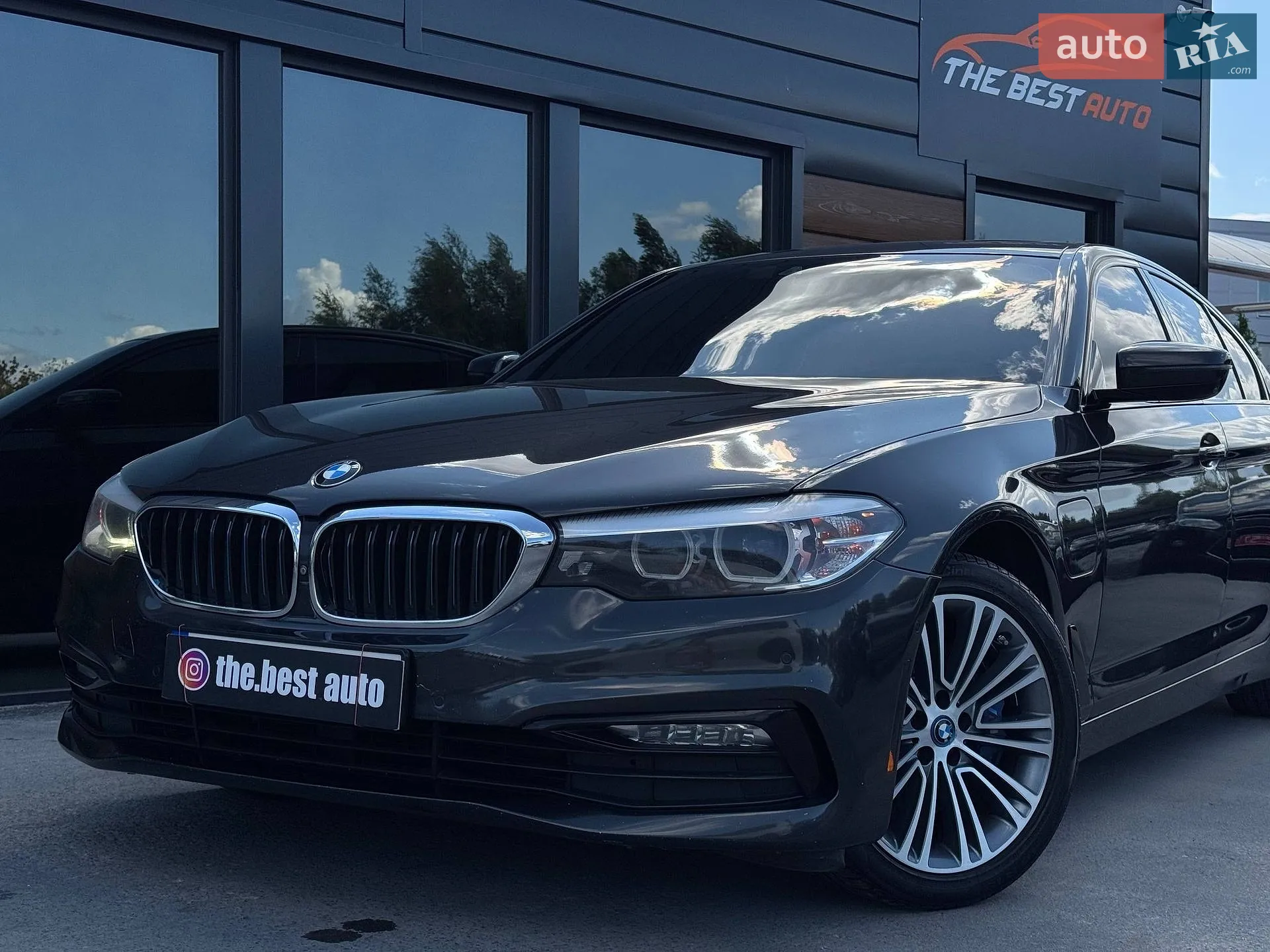 2017 BMW 5er - мініатюра 2