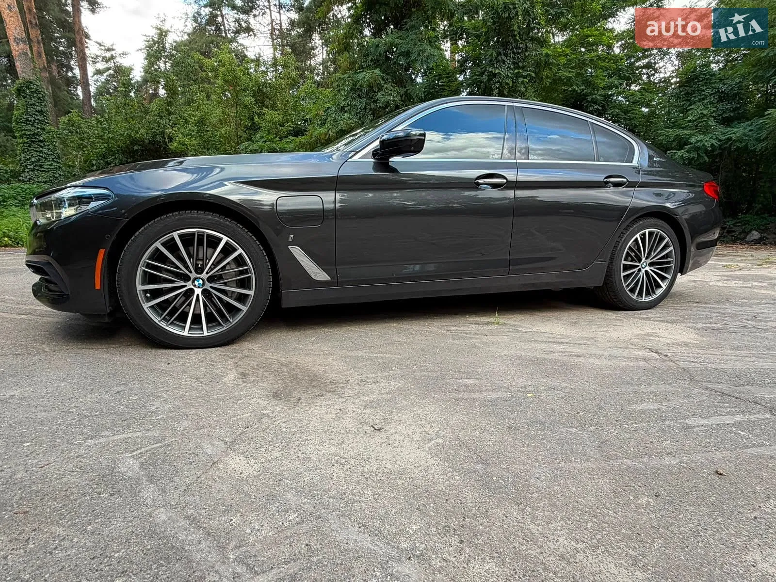 2018 BMW 5er - мініатюра 2