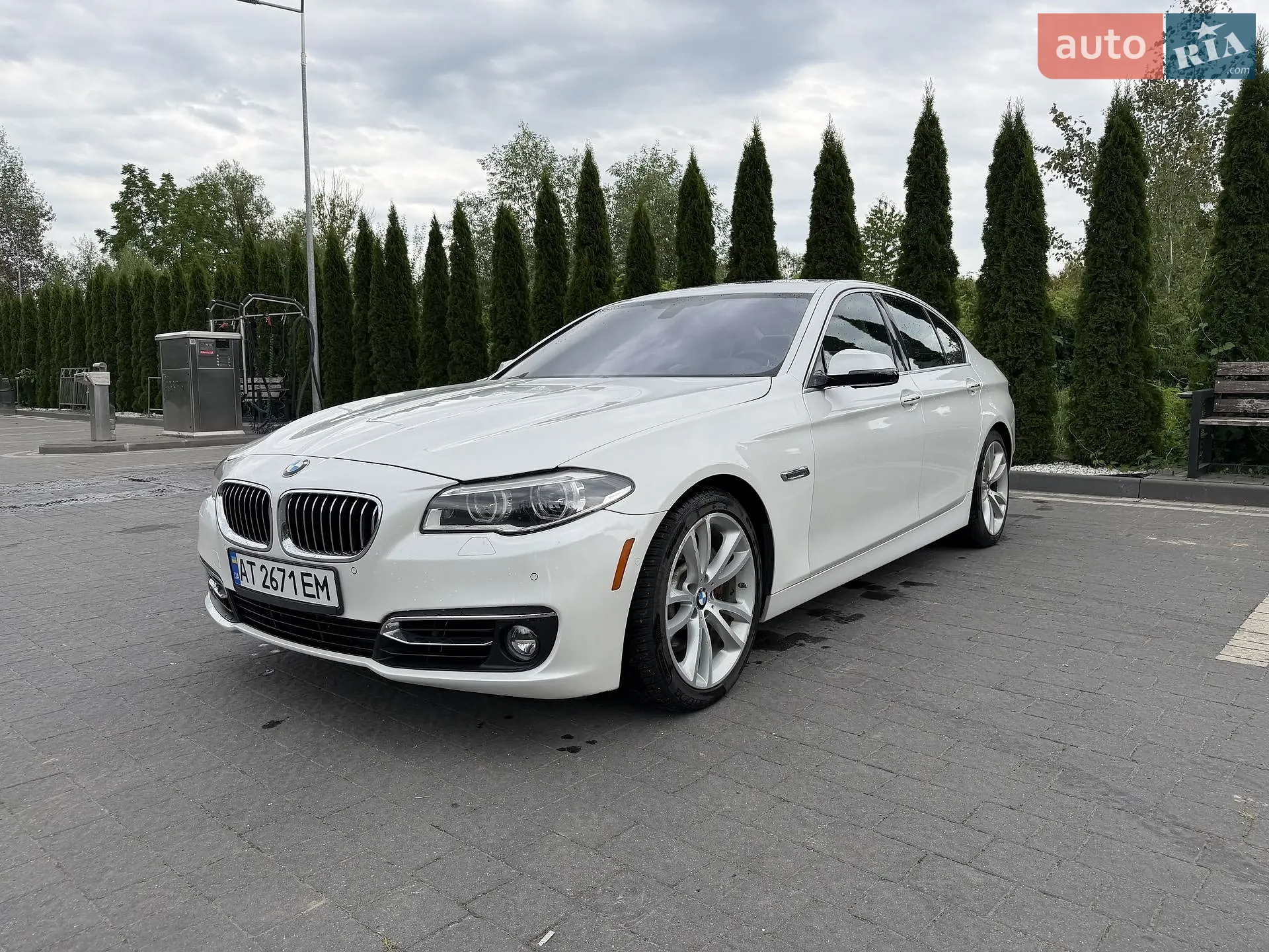 2013 BMW 5er - мініатюра 2