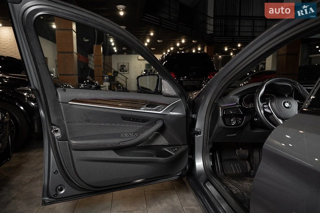 2020 BMW 5er - мініатюра 5