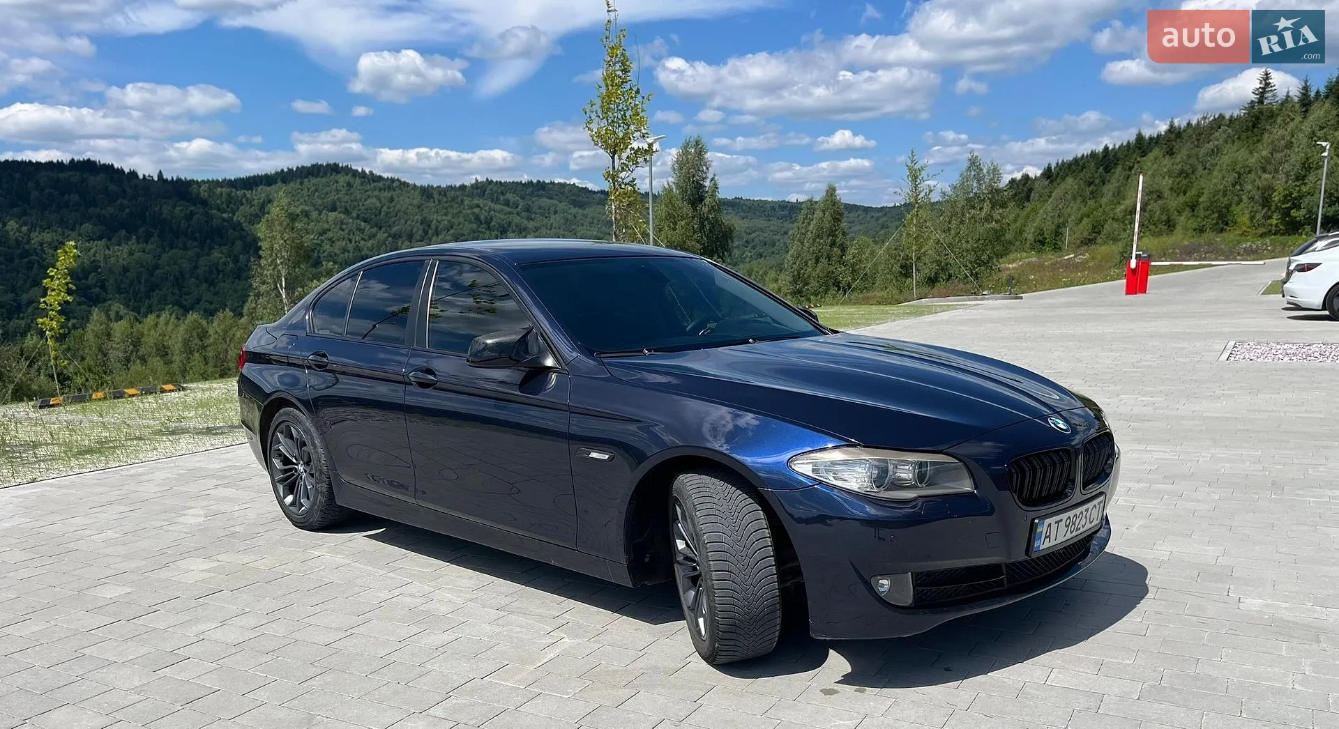 2012 BMW 5er - мініатюра 13
