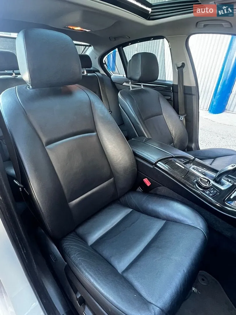 2011 BMW 5er - мініатюра 22