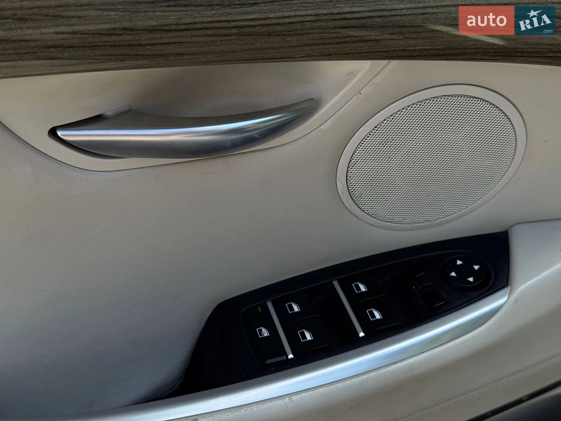 2013 BMW 5er - мініатюра 23
