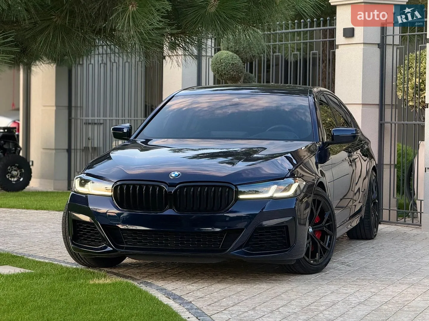2022 BMW 5er - мініатюра 5