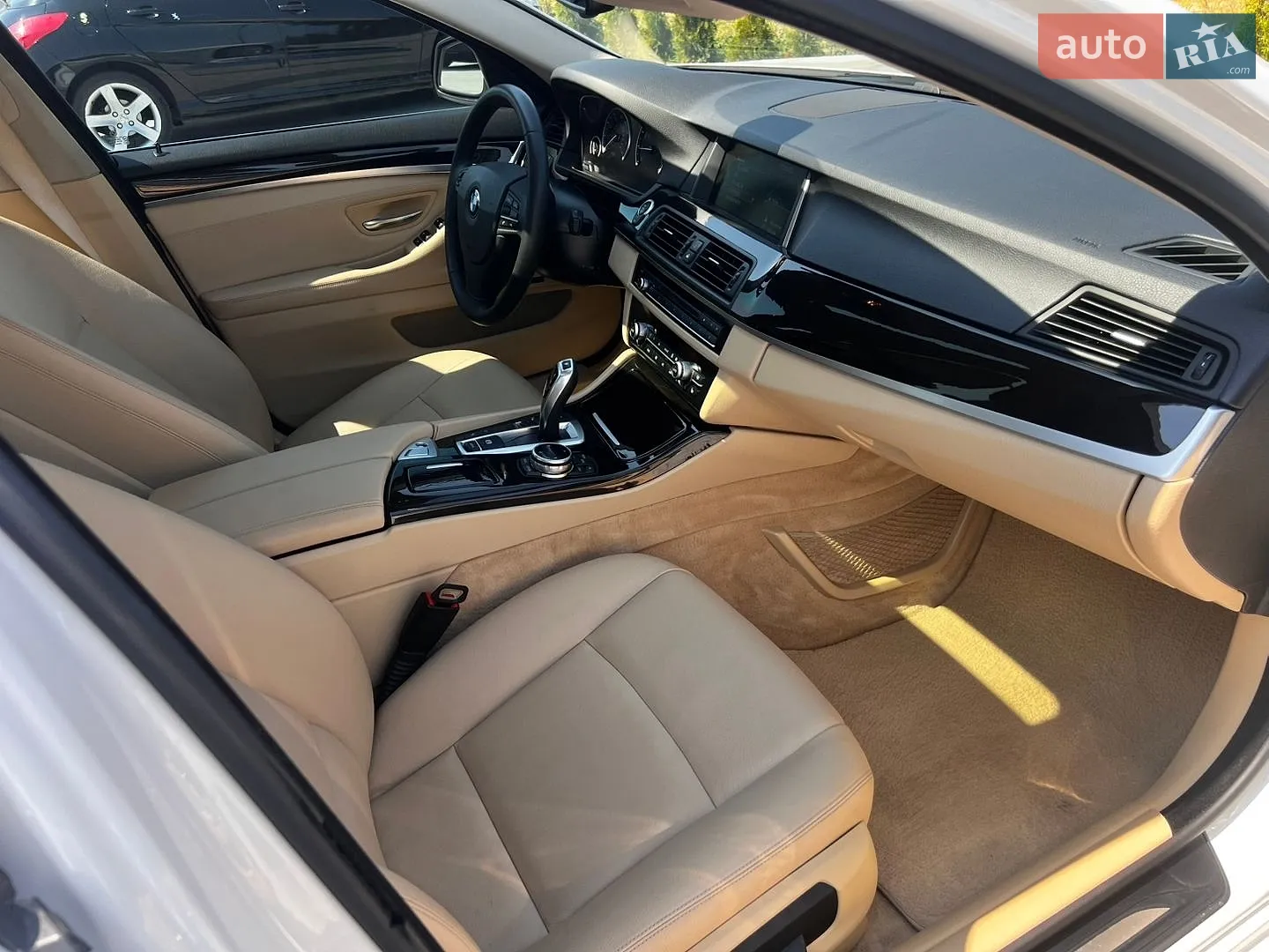 2014 BMW 5er - мініатюра 23