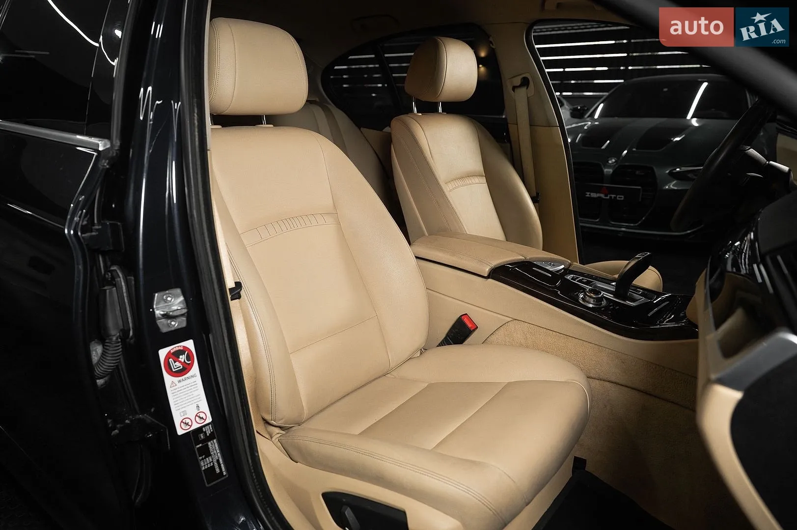 2013 BMW 5er - мініатюра 23