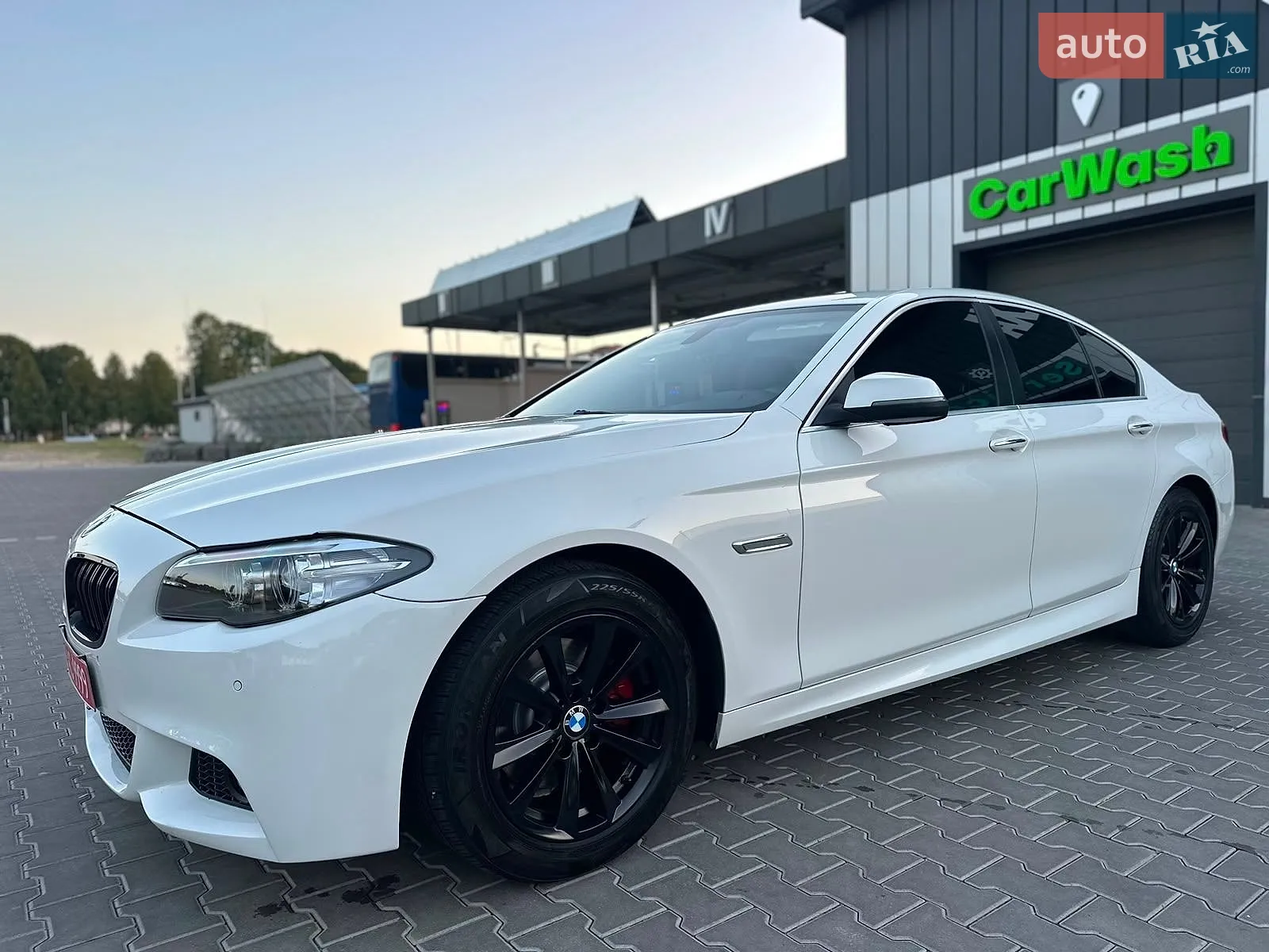 2015 BMW 5er - мініатюра 29