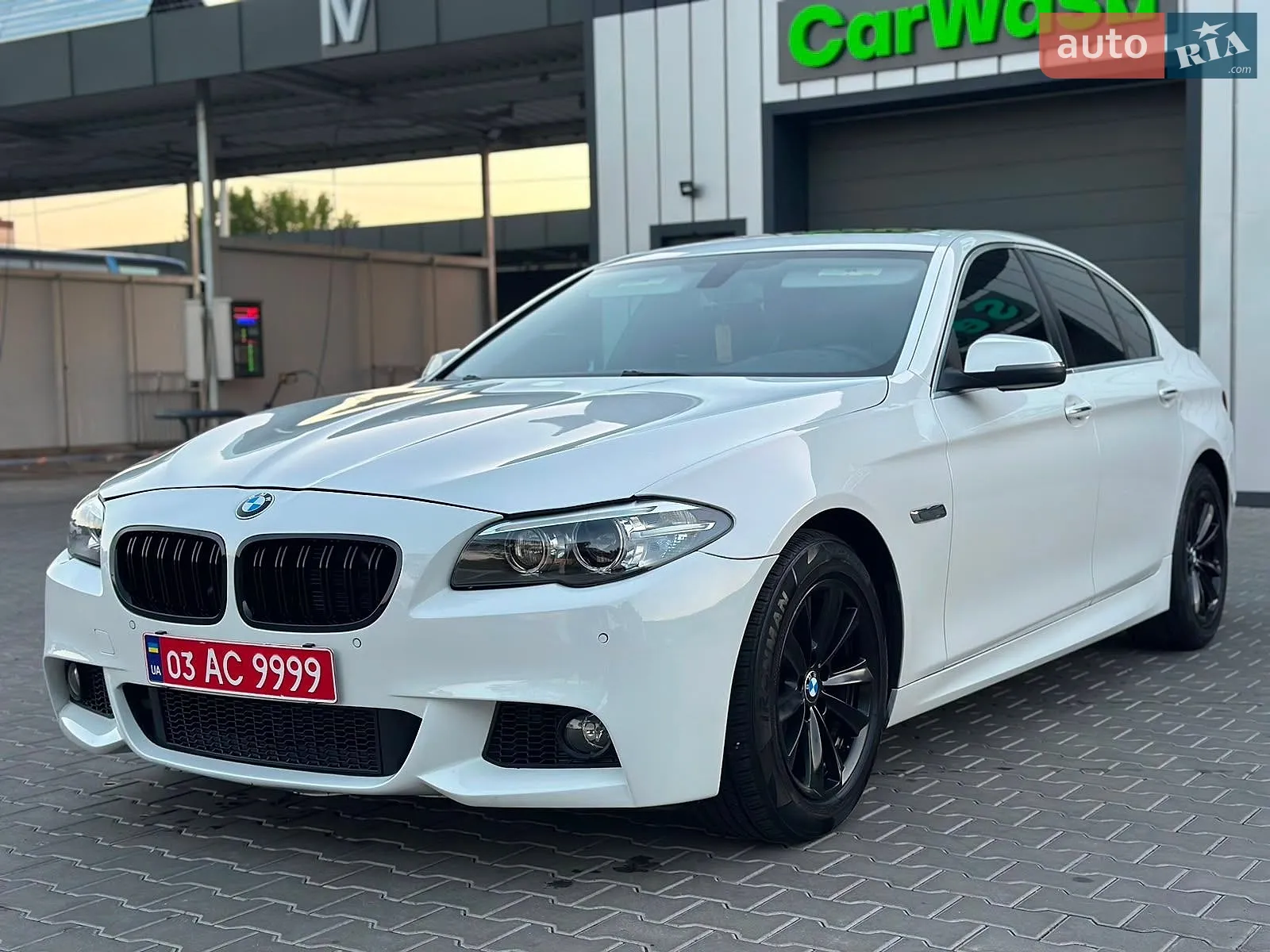2015 BMW 5er - мініатюра 3
