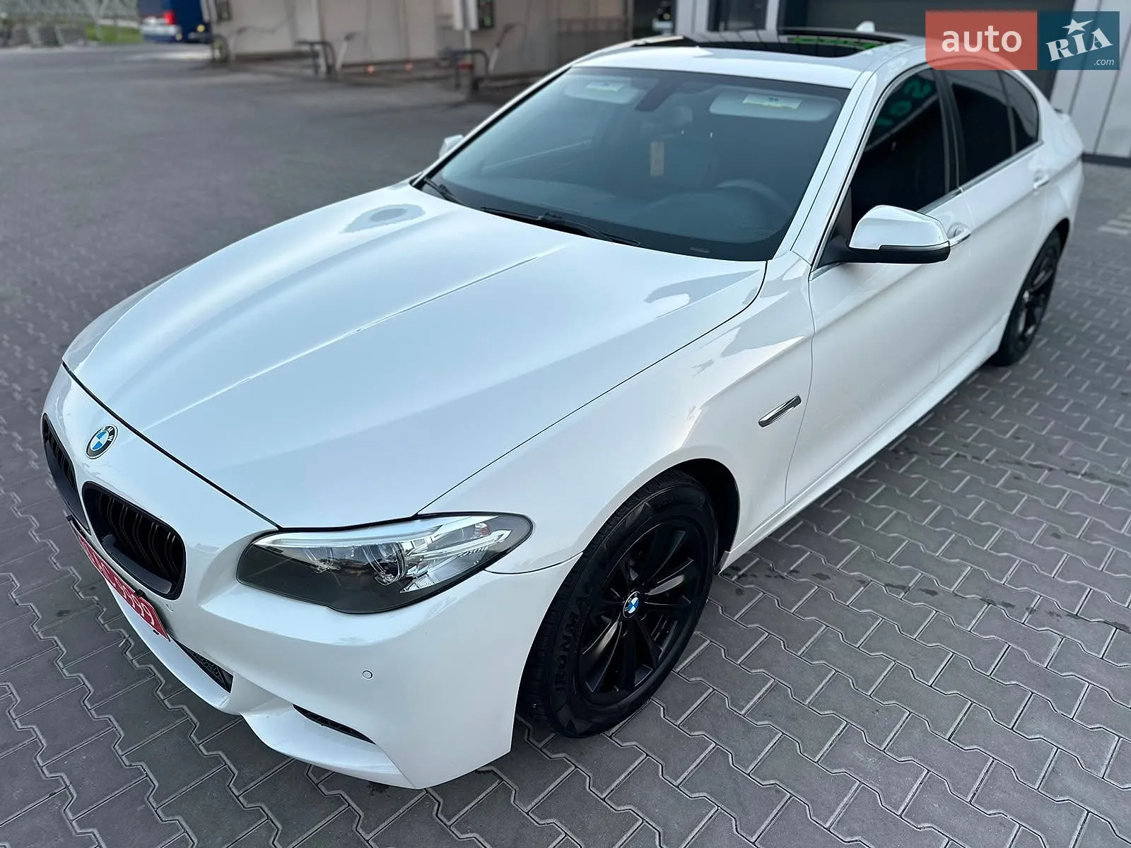 2015 BMW 5er - мініатюра 2