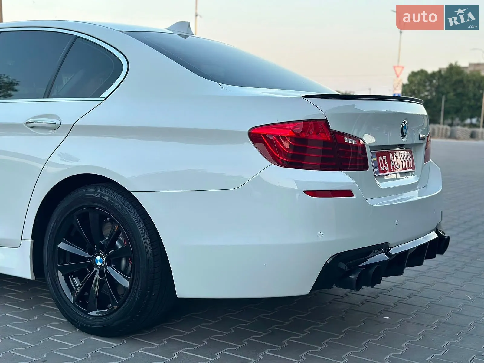 2015 BMW 5er - мініатюра 26