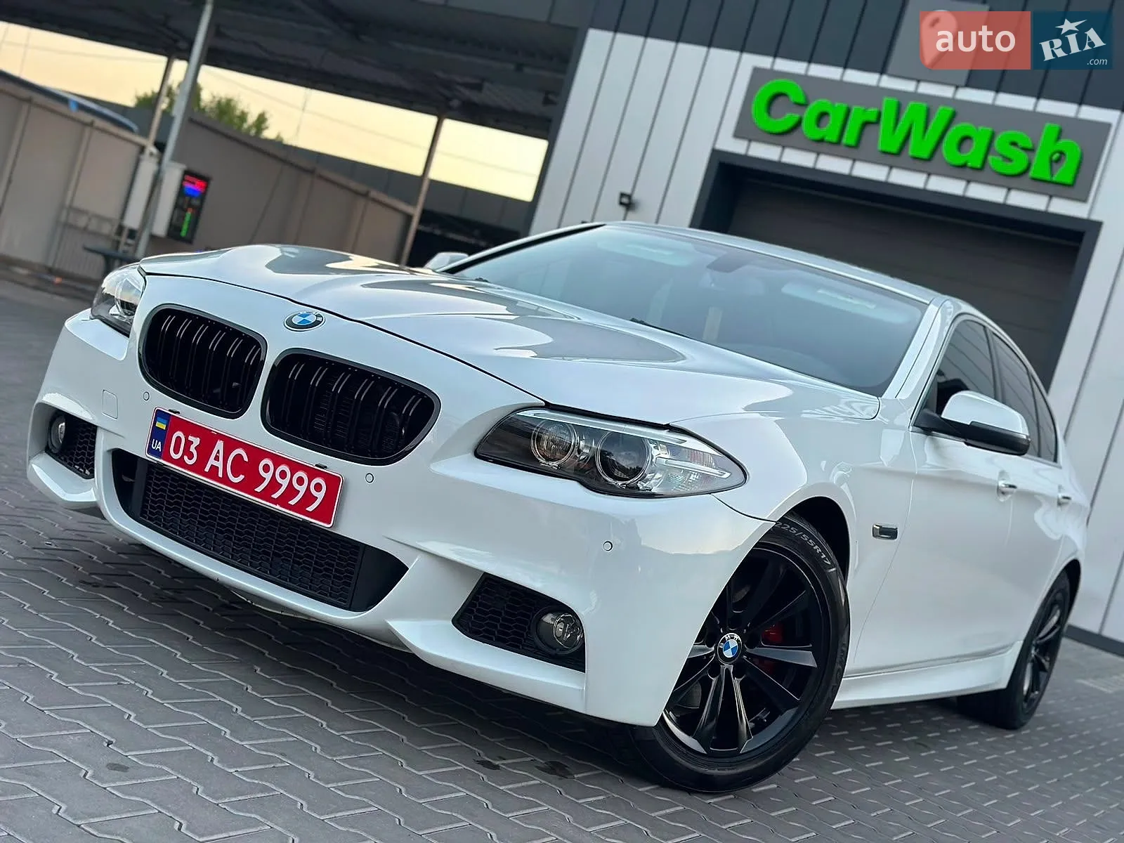 2015 BMW 5er - фото 1