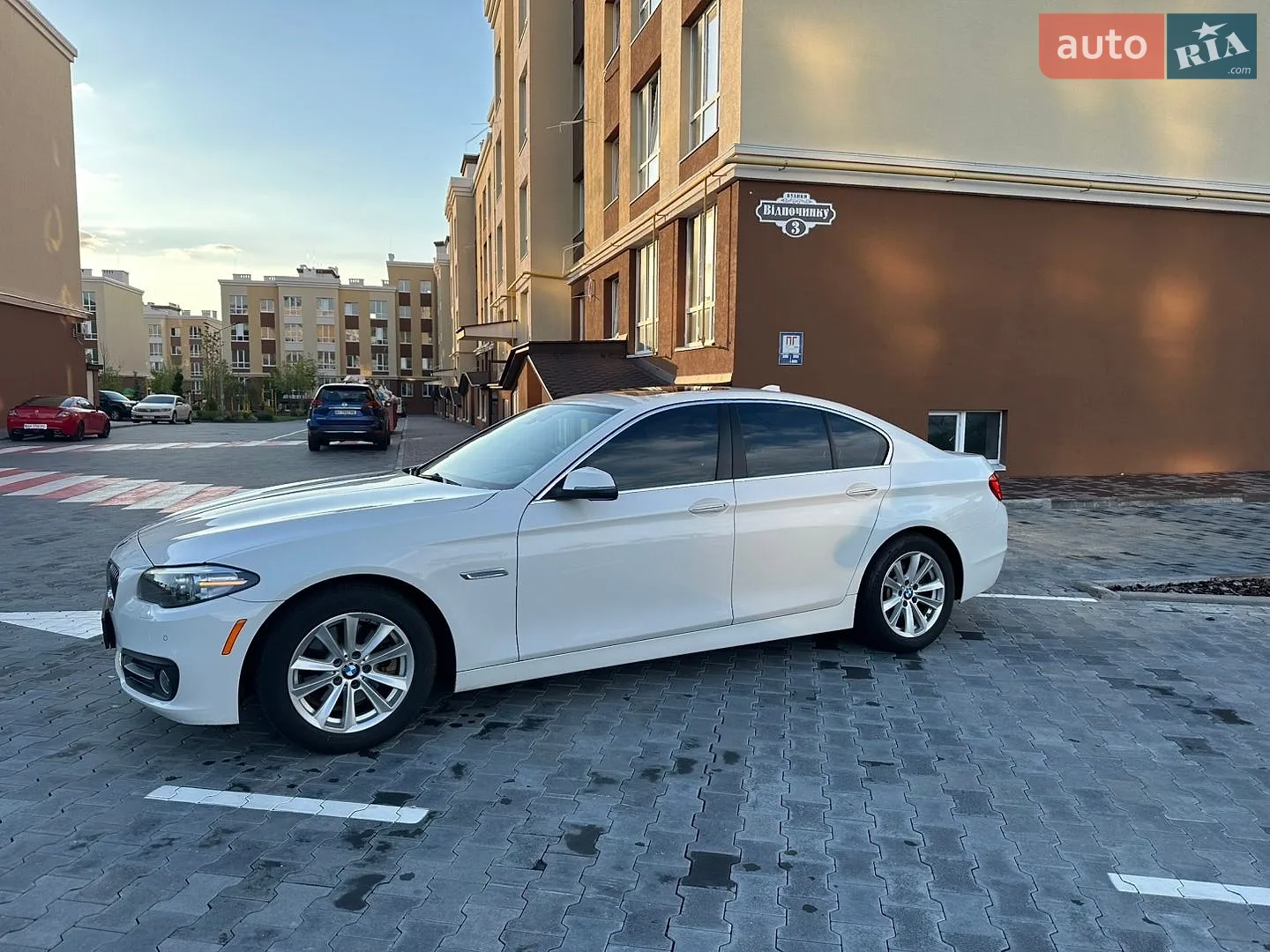 2015 BMW 5er - мініатюра 2