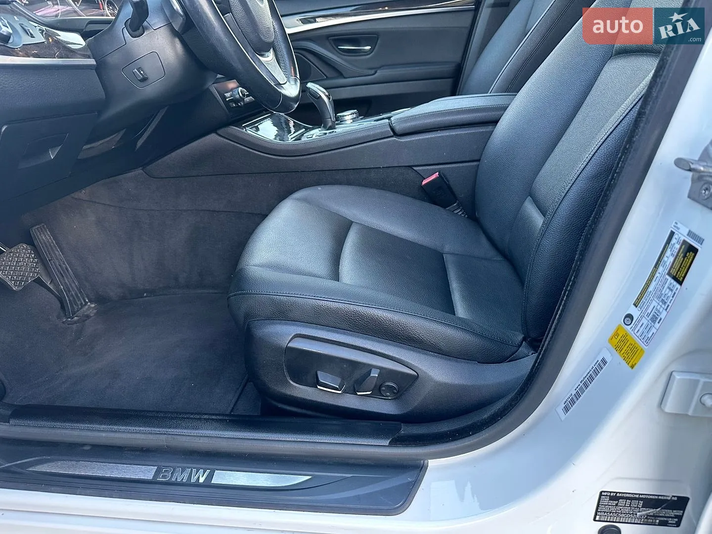 2015 BMW 5er - мініатюра 18