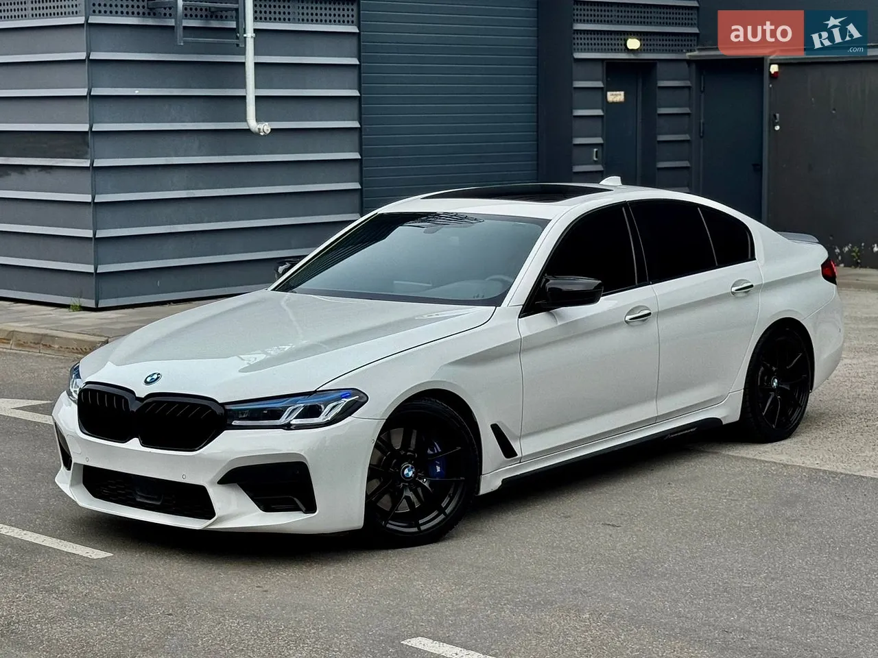 2016 BMW 5er - мініатюра 15