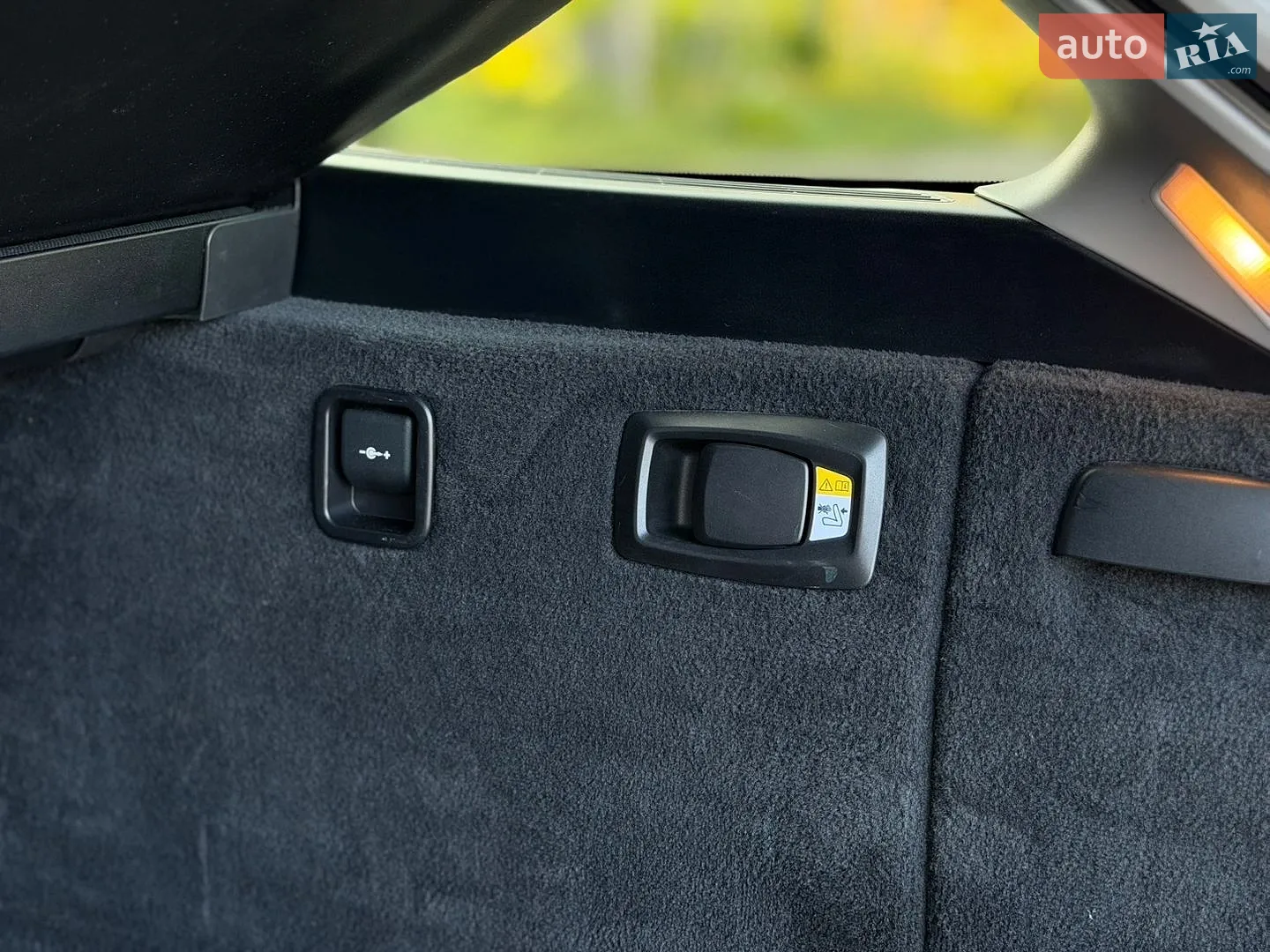 2011 BMW 5er - мініатюра 21