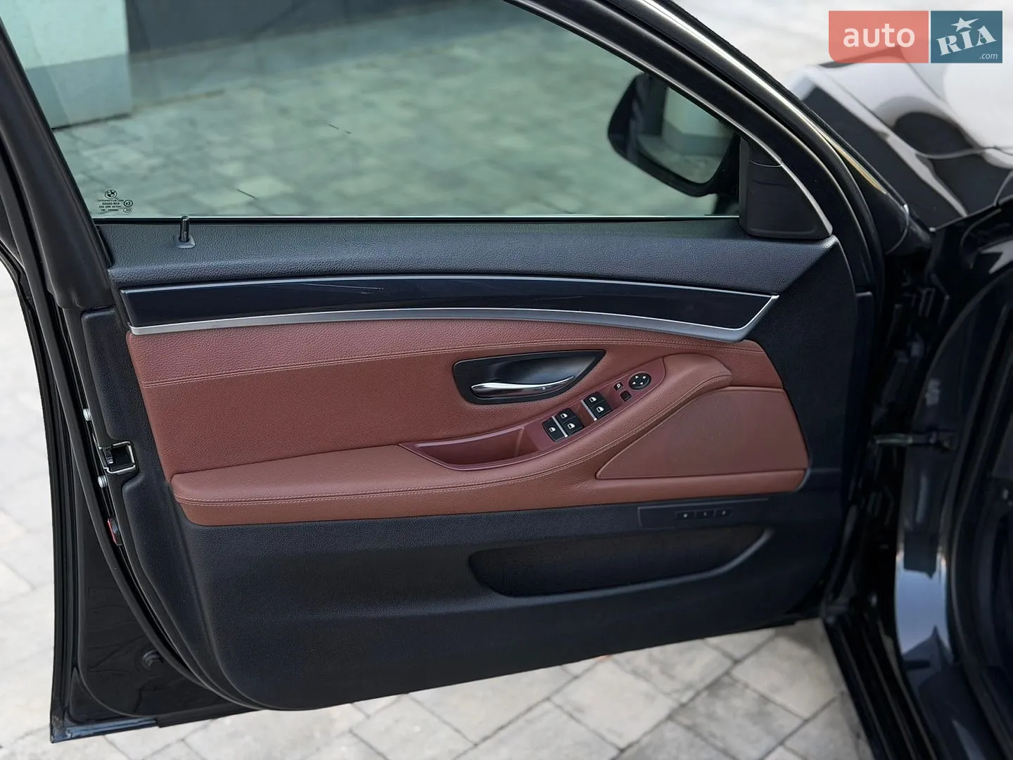 2011 BMW 5er - мініатюра 23