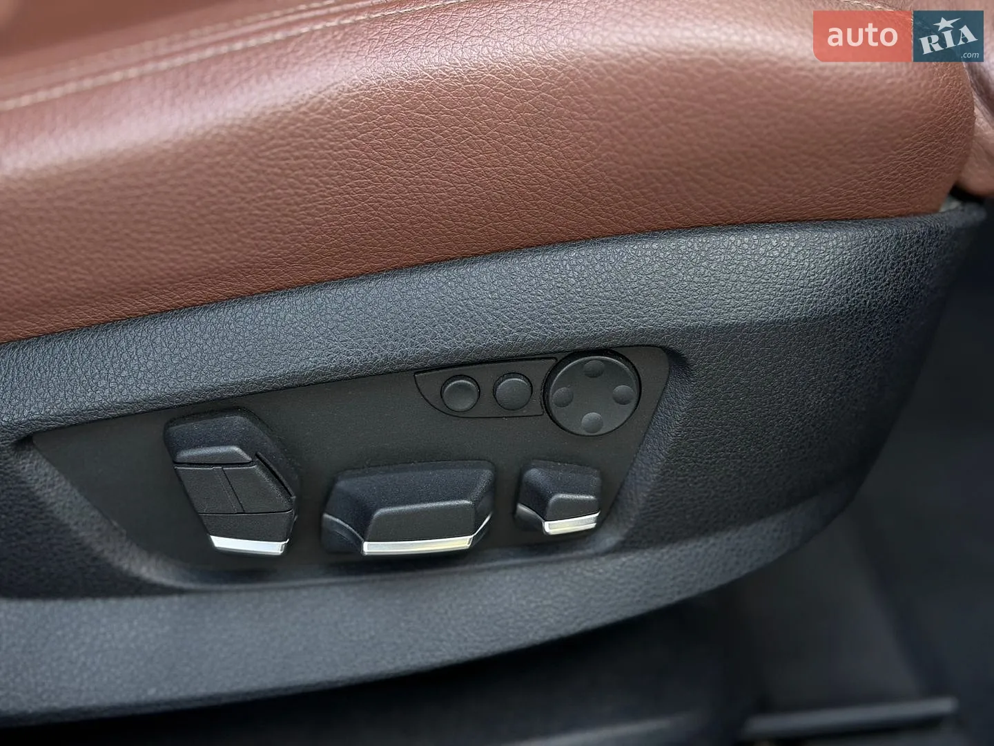 2011 BMW 5er - мініатюра 35