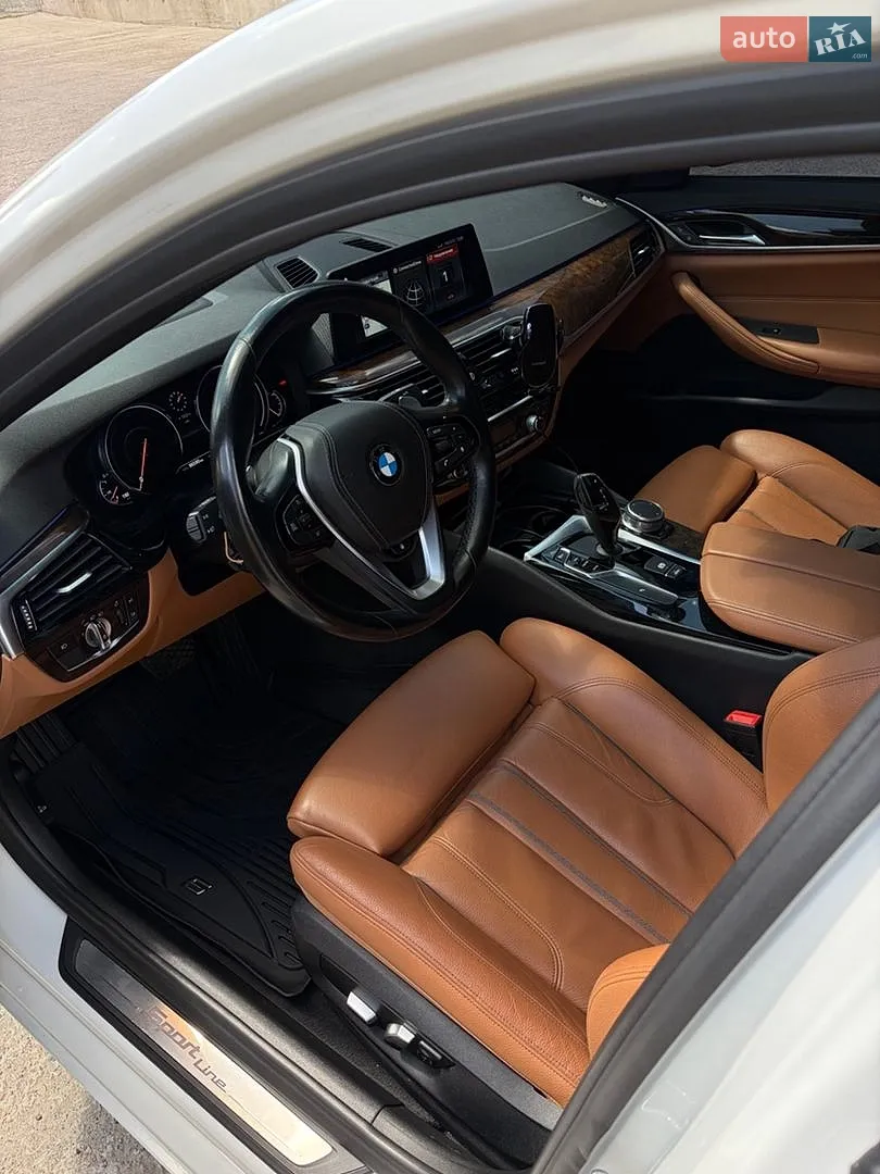 2018 BMW 5er - мініатюра 2