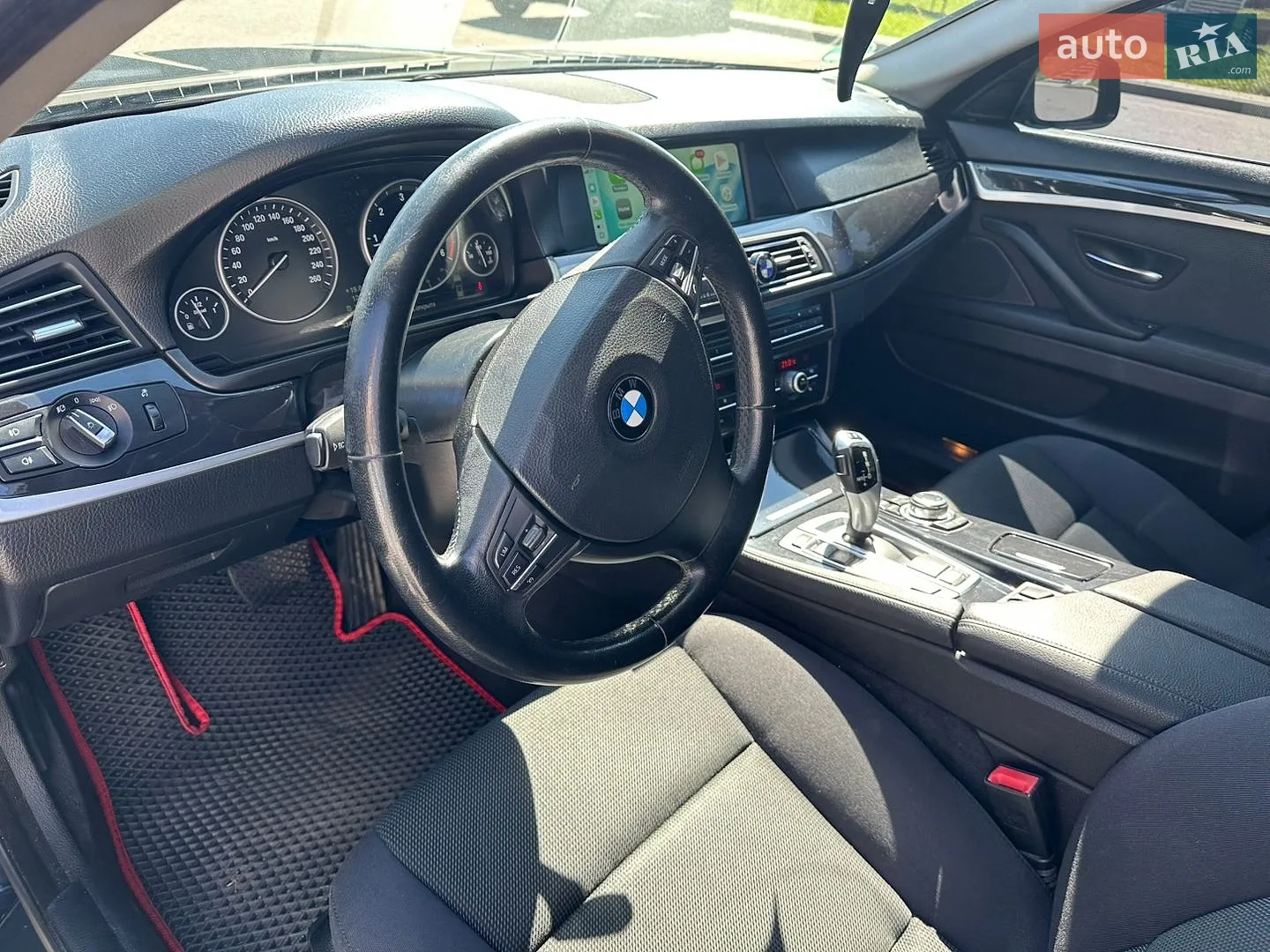 2013 BMW 5er - мініатюра 10