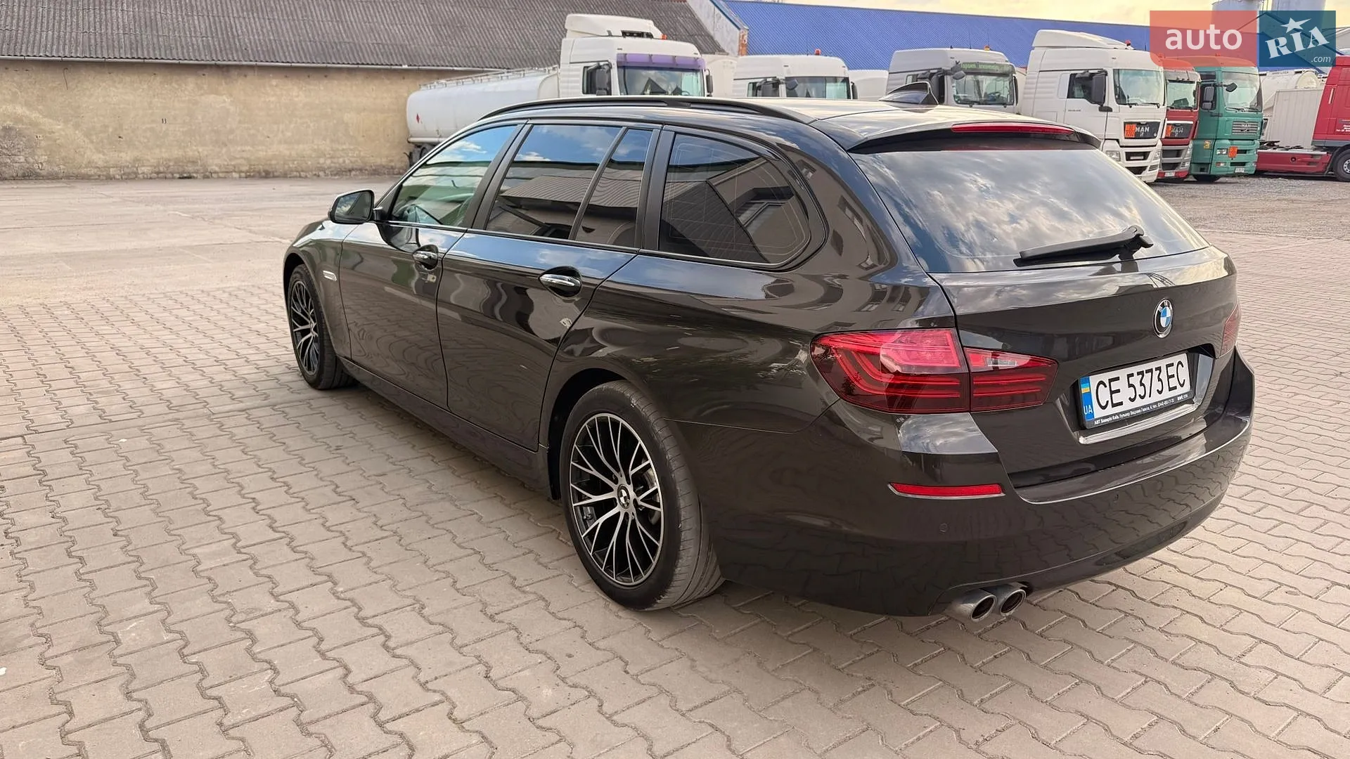 2016 BMW 5er - мініатюра 11