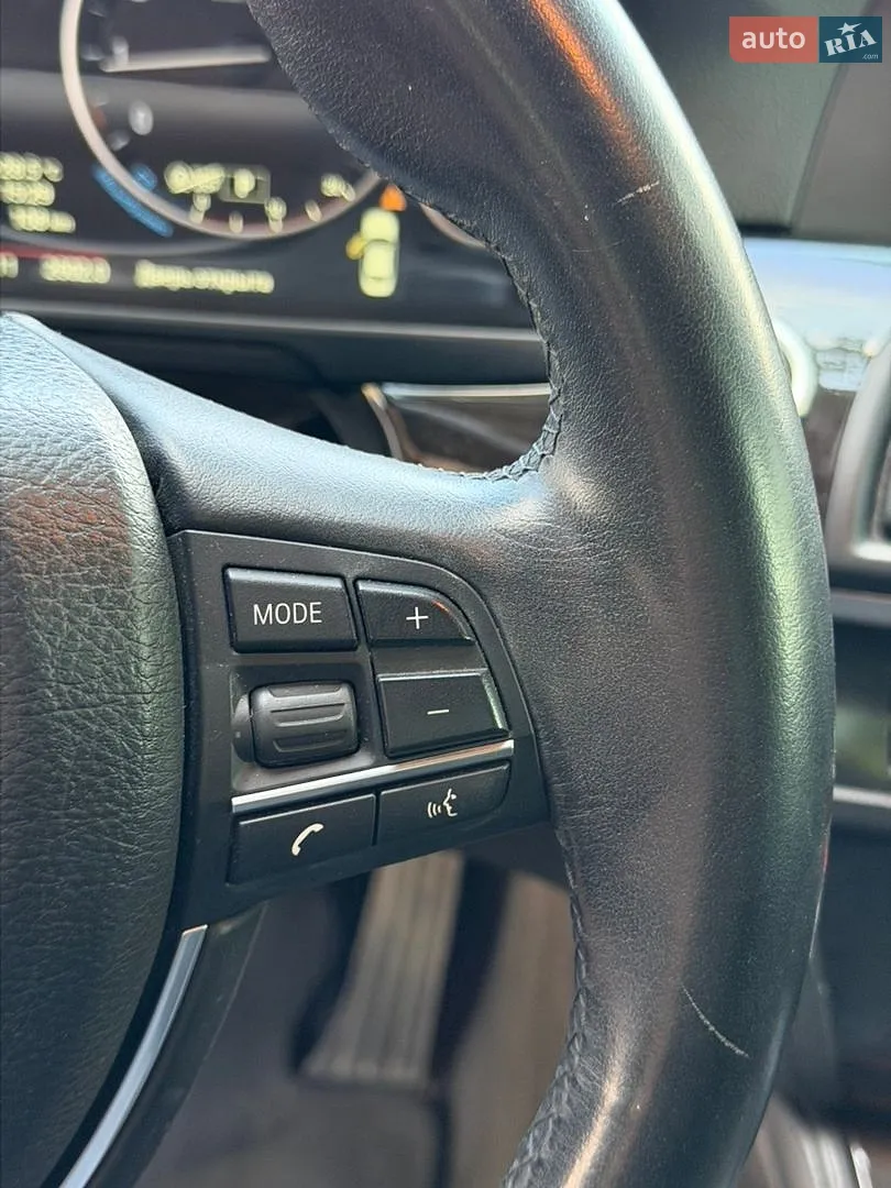 2013 BMW 5er - мініатюра 22
