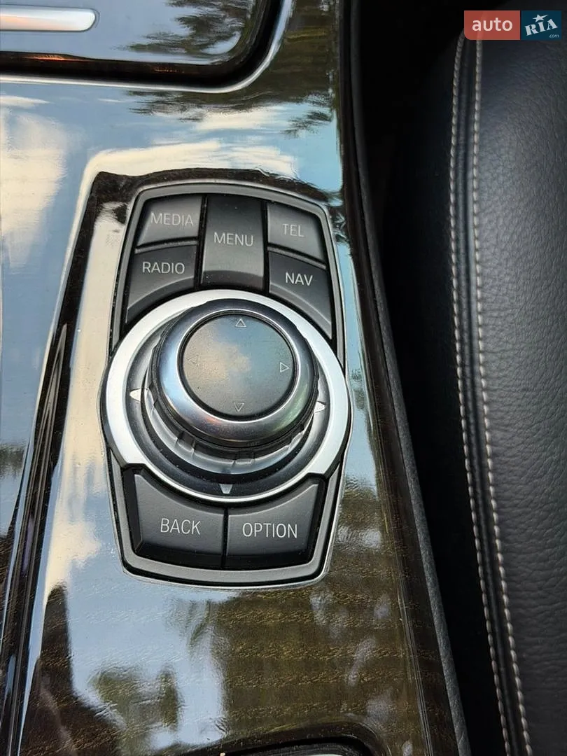 2013 BMW 5er - мініатюра 26