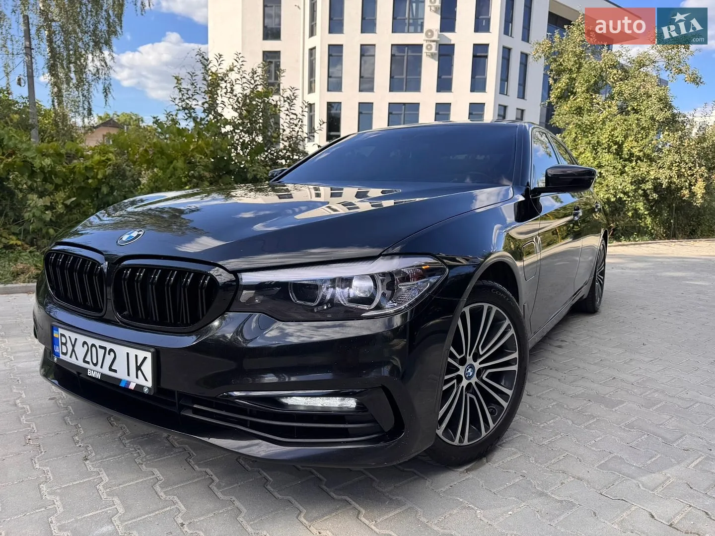 2017 BMW 5er - мініатюра 2