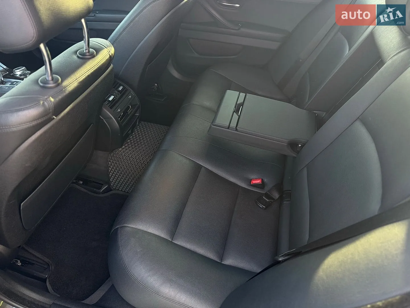 2015 BMW 5er - мініатюра 19
