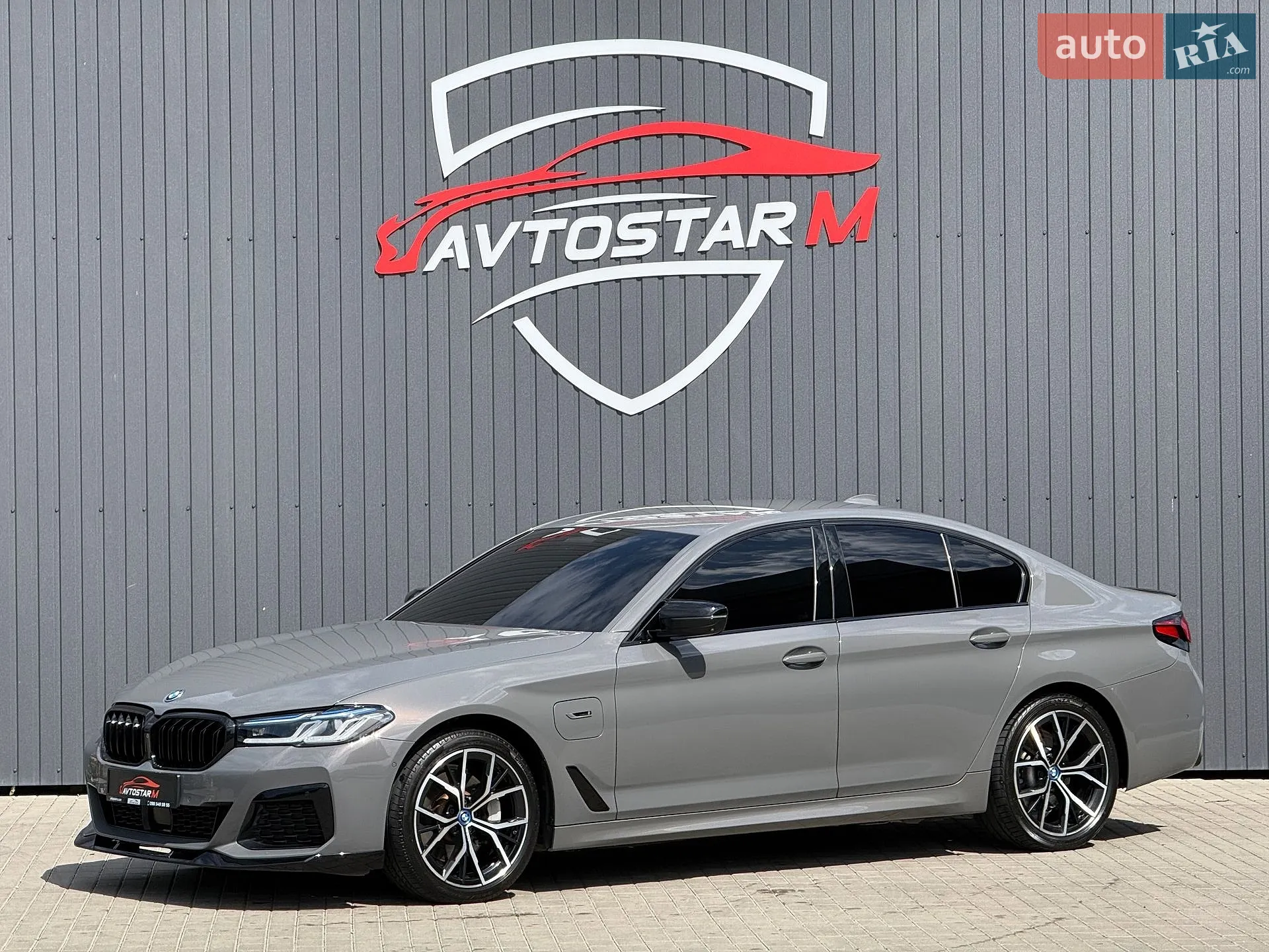 2021 BMW 5er - фото 1