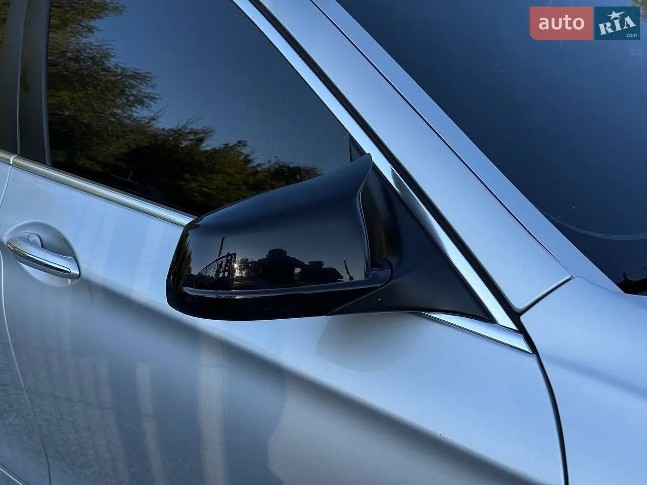2010 BMW 5er - мініатюра 11