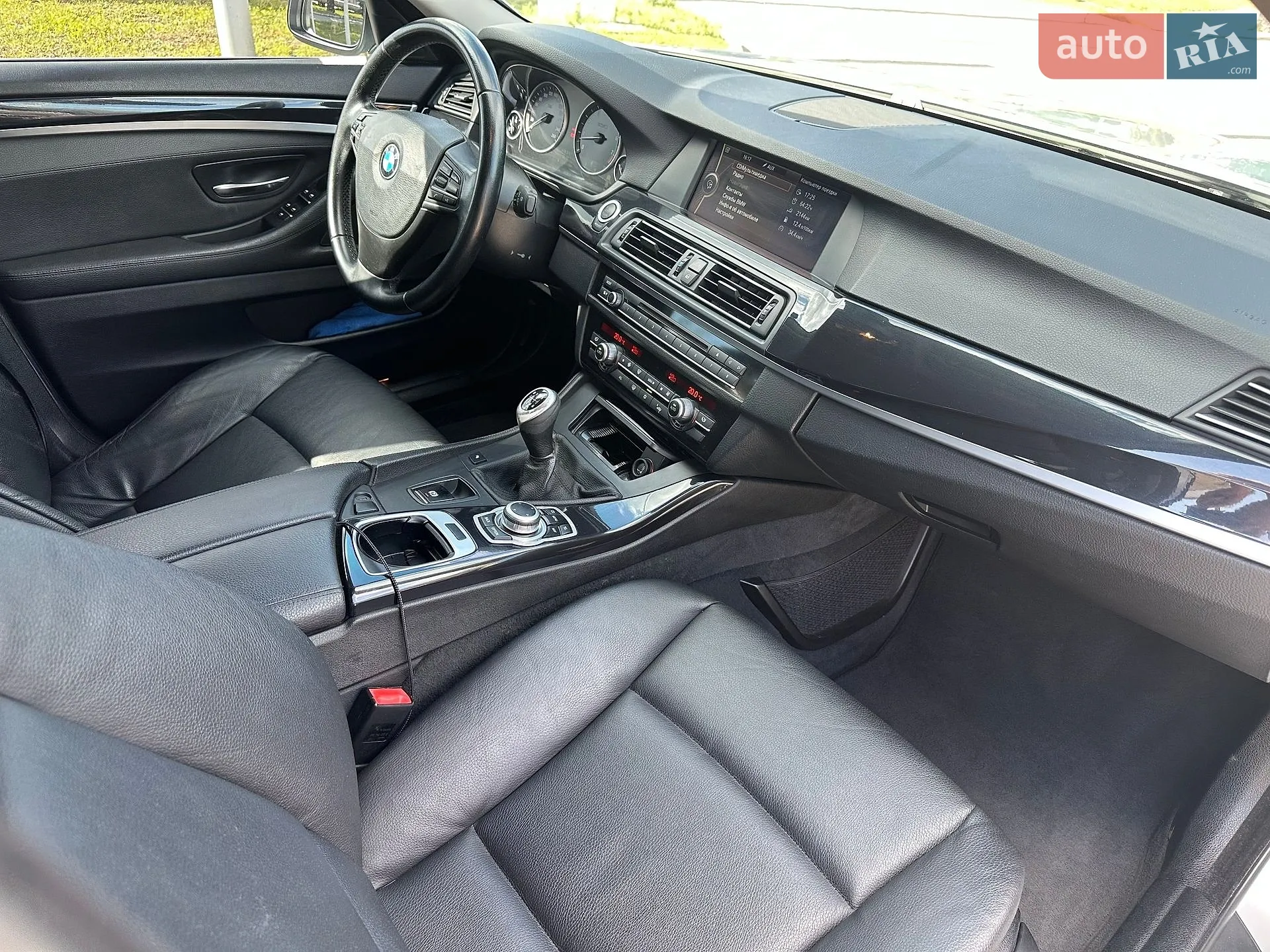 2010 BMW 5er - мініатюра 12