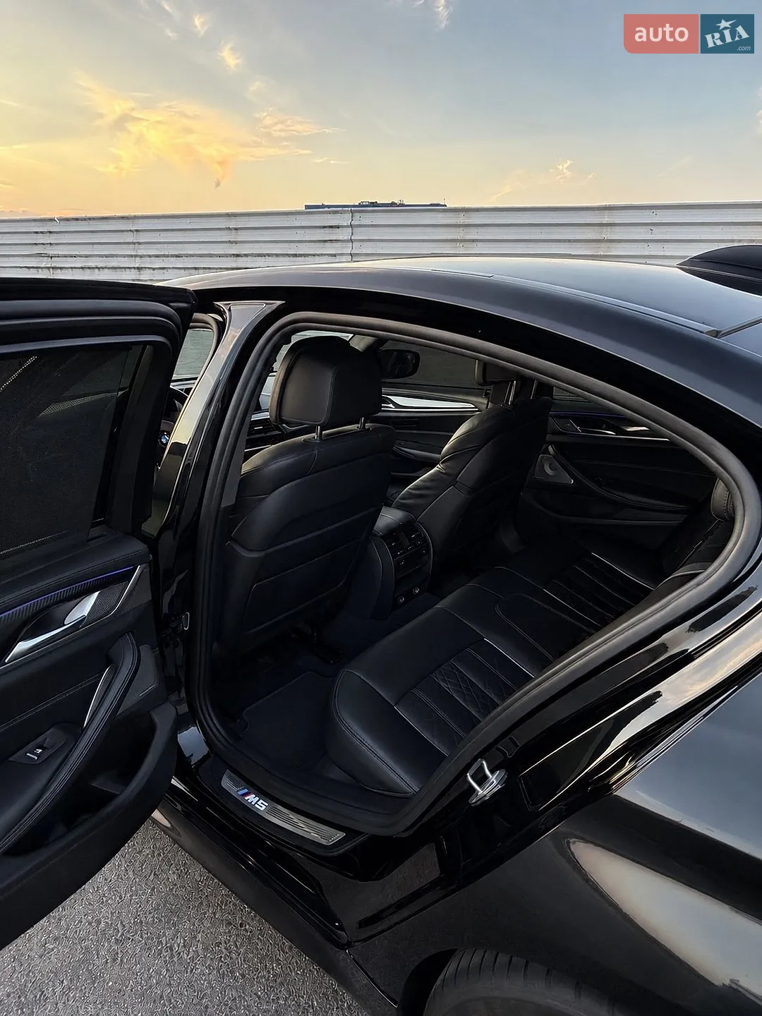 2017 BMW 5er - мініатюра 16
