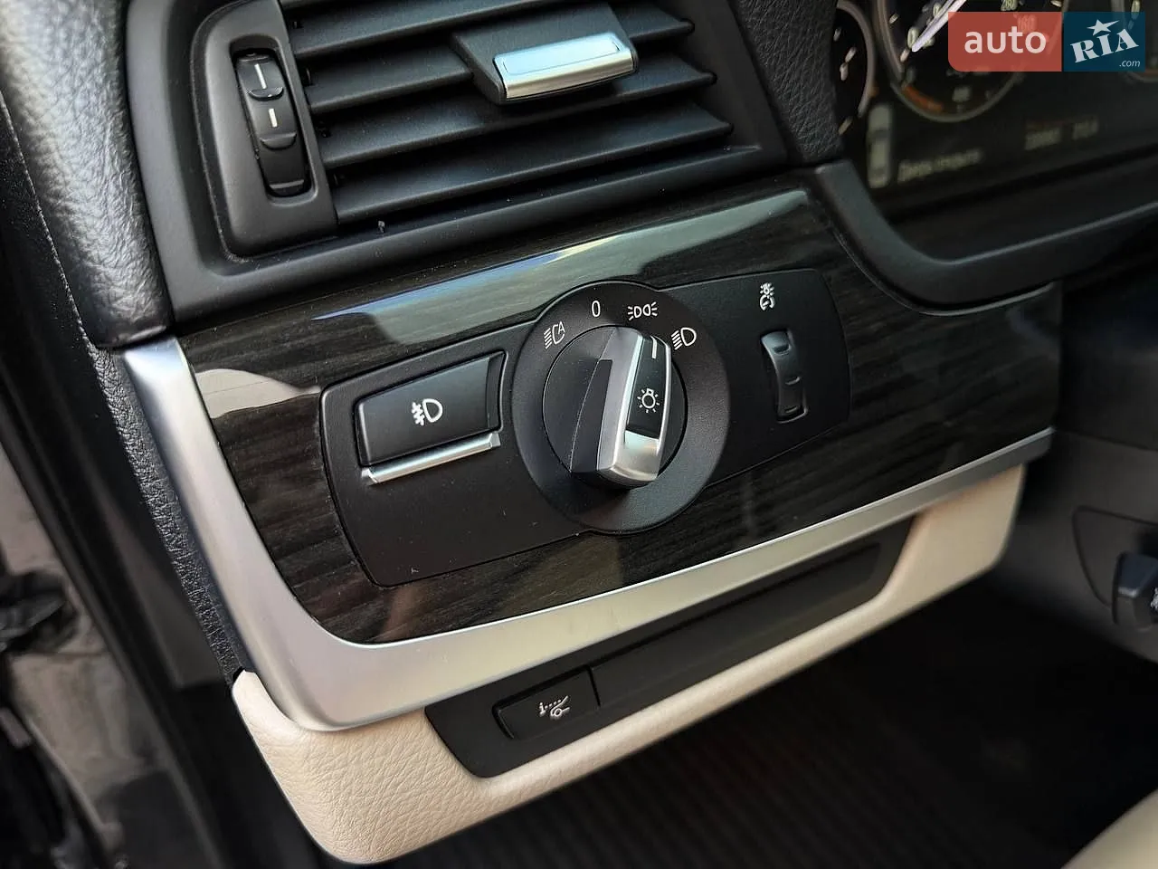 2014 BMW 5er - мініатюра 16