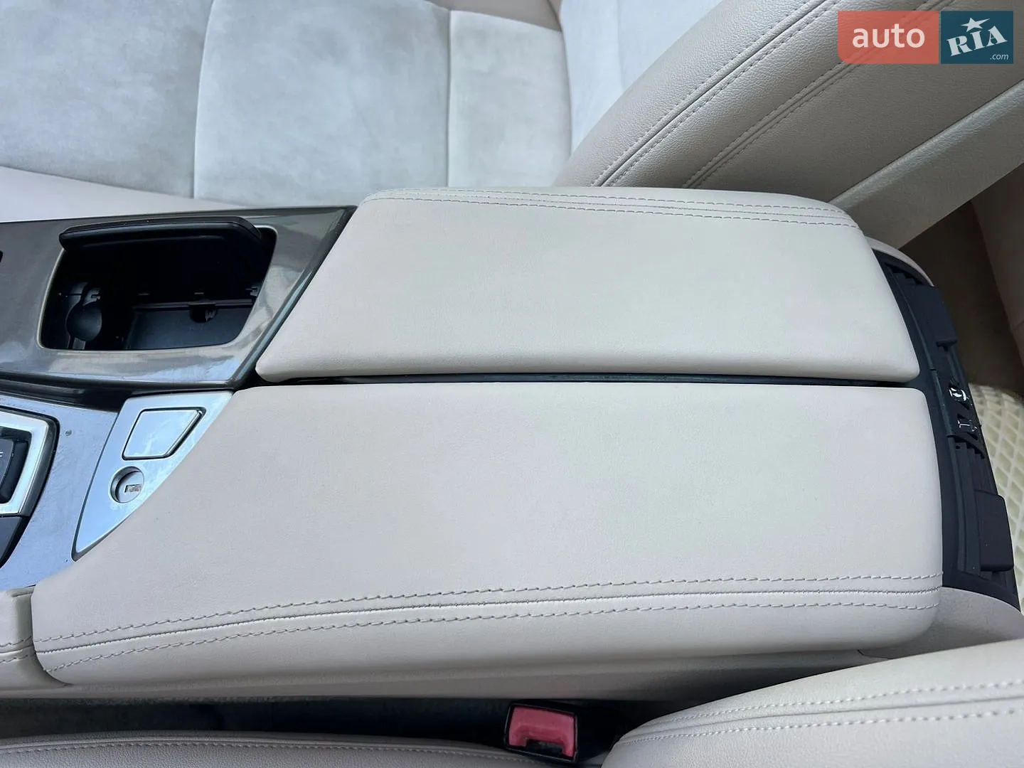 2013 BMW 5er - мініатюра 12