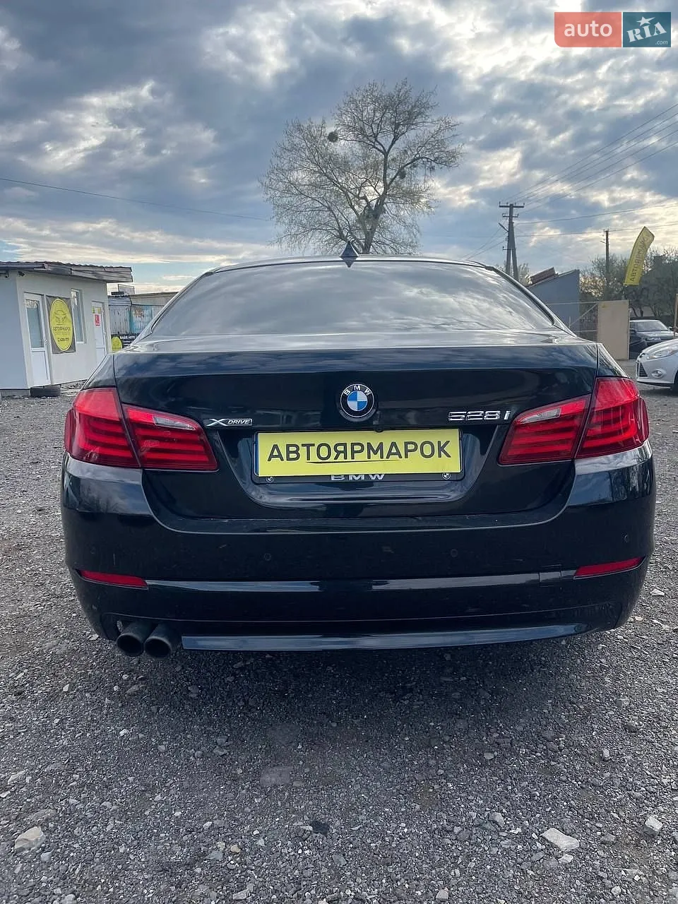 2012 BMW 5er - мініатюра 2