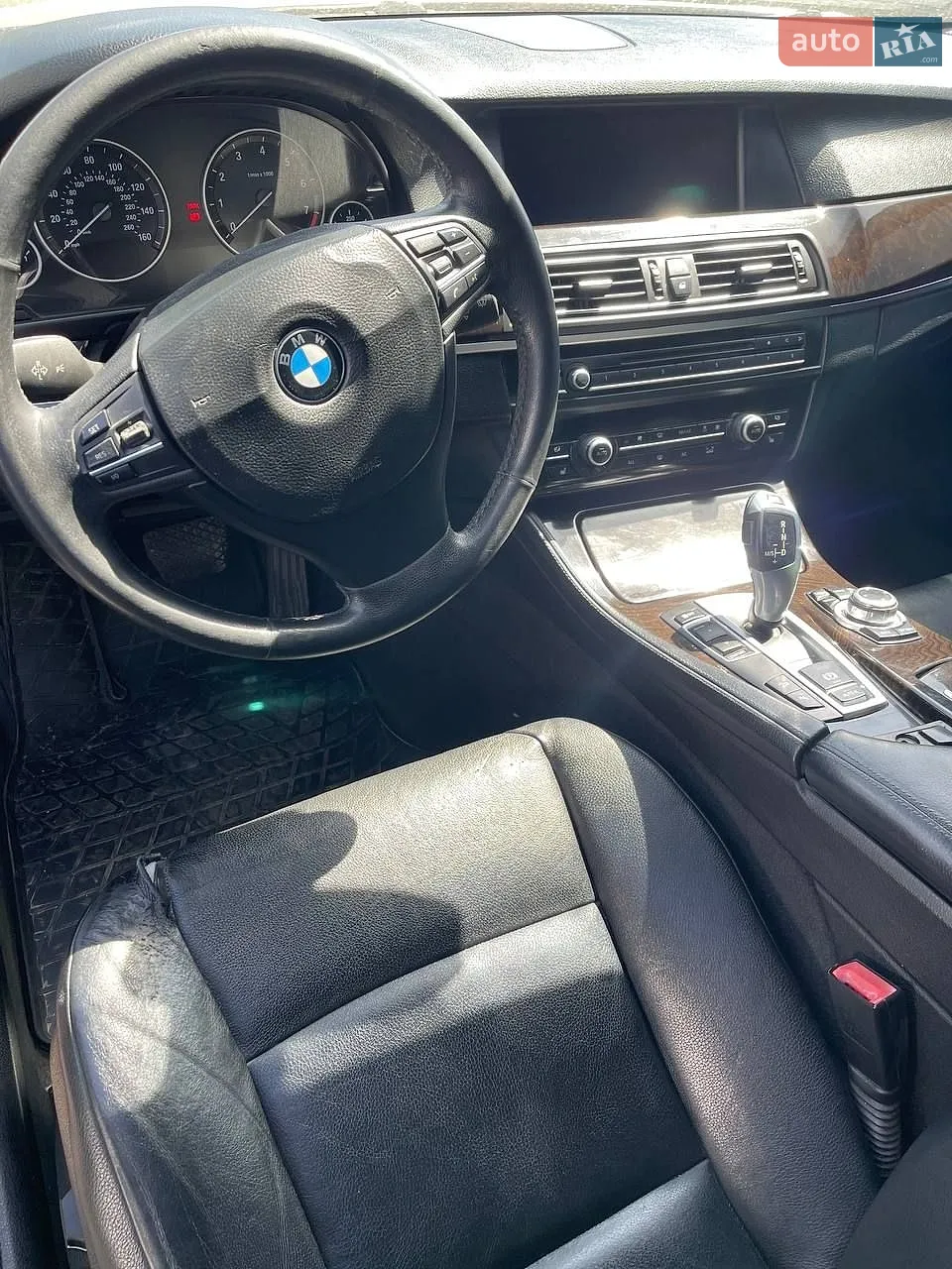 2012 BMW 5er - мініатюра 12