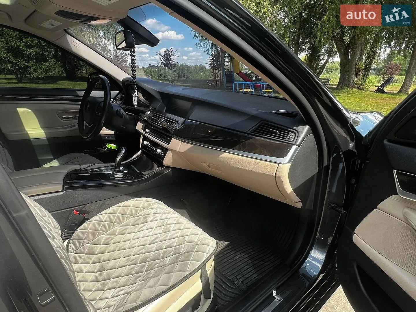 2011 BMW 5er - мініатюра 12