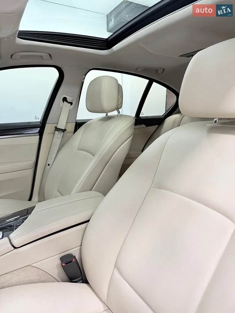 2013 BMW 5er - мініатюра 14