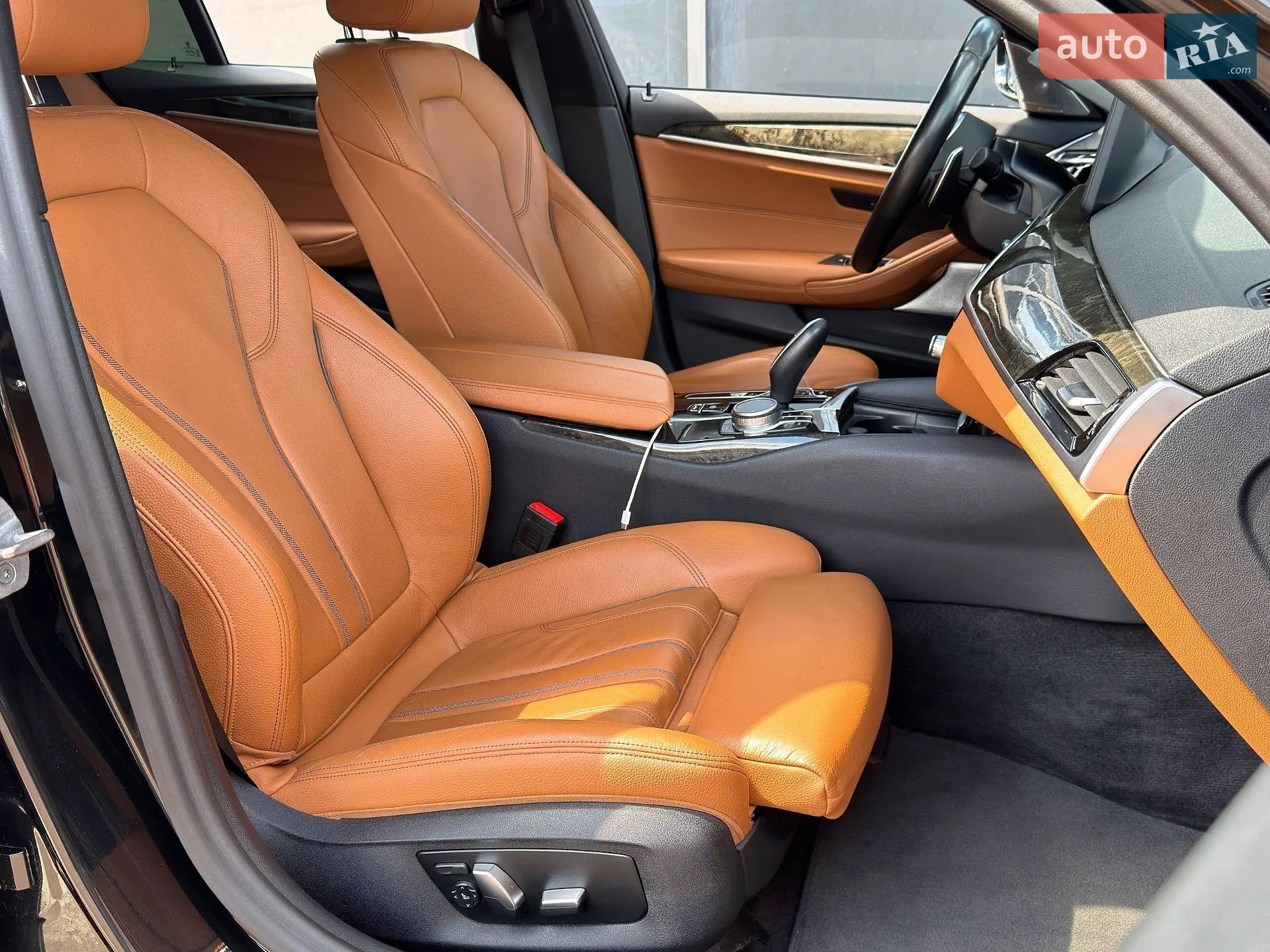 2020 BMW 5er - мініатюра 22