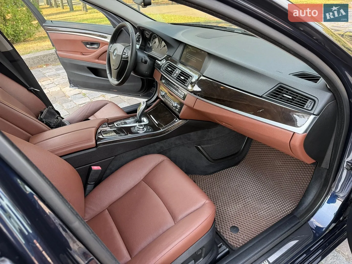 2012 BMW 5er - мініатюра 24