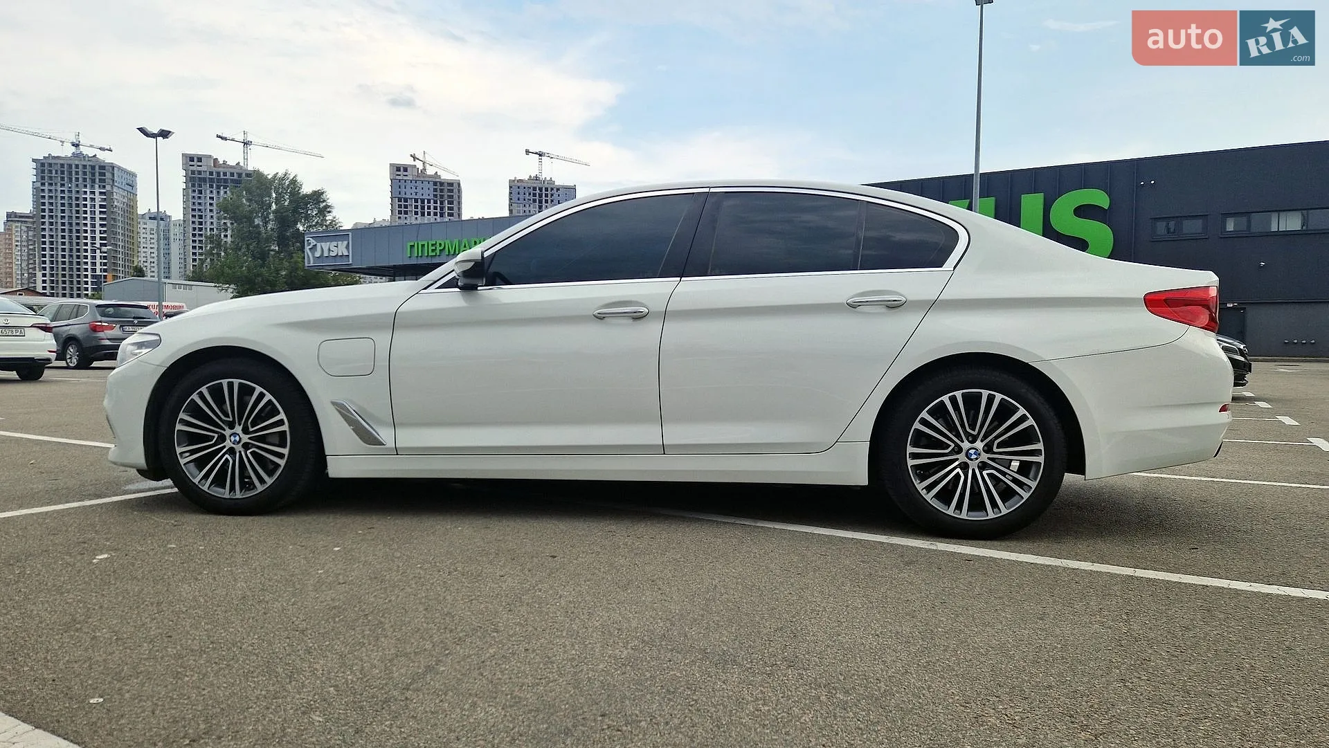 2018 BMW 5er - мініатюра 11